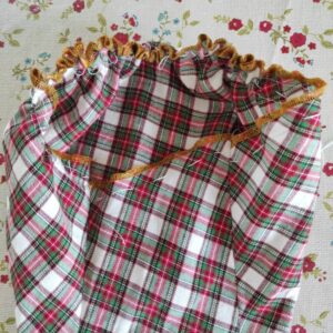 Ärmel an der Armkugel raffen