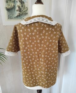 fertige Bluse hinten