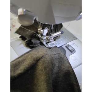 5-Bahnen-Rock Edwardianisch Nähanleitung - Rockbund absteppen