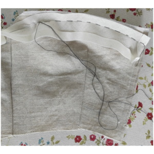 Bustier nähen ohne Schnittmuster - Schrägband annähen