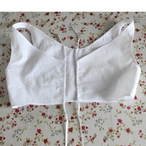 Band durch Tunnelzug ziehen