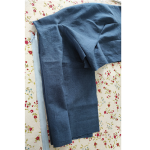 Nähanleitung Vintage Kleid 1940er Jahre mit hoher Taille - Rückenteil zur Veranschaulichung wo RV hinkommt
