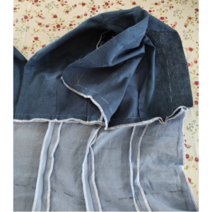 Nähanleitung Vintage Kleid 1940er Jahre mit hoher Taille - Rock an Oberteil nähen, aber nur an äußere Lage