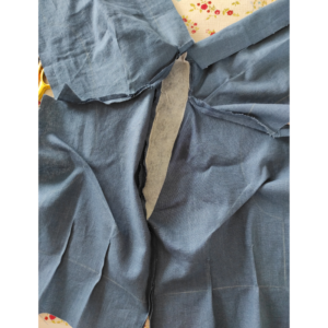 Nähanleitung Vintage Kleid 1940er Jahre mit hoher Taille - Kragen mit Vlieseline verstärken